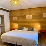 Maison Loulou - 14pers - Jacuzzi - Petanque - Baby Foot Urimenil