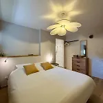 Maison Loulou - 14pers - Jacuzzi - Petanque - Baby Foot Urimenil