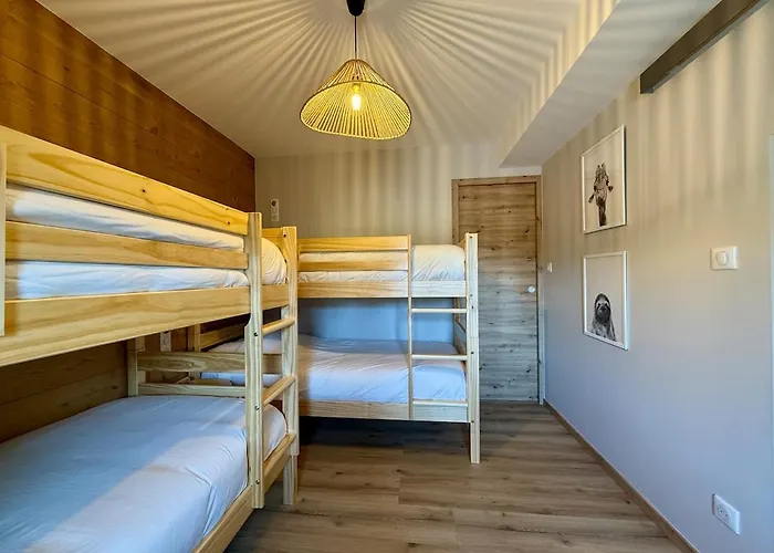 Maison Loulou - 14pers - Jacuzzi - Petanque - Baby Foot * Urimenil